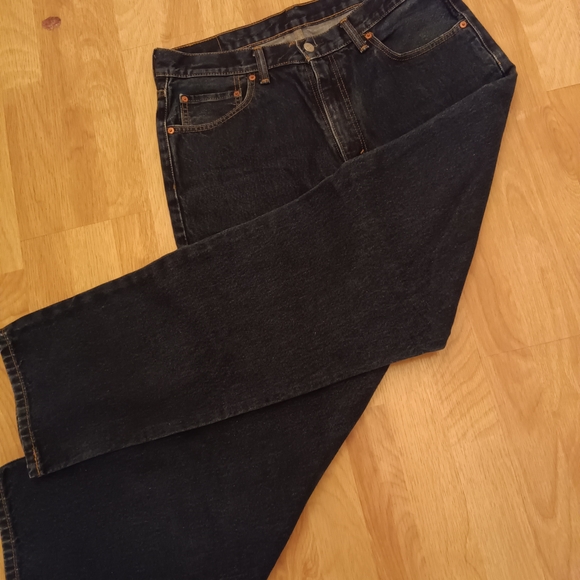 Levi's Men's Dark Indigo Straight Jeans - Picture 3 of 4